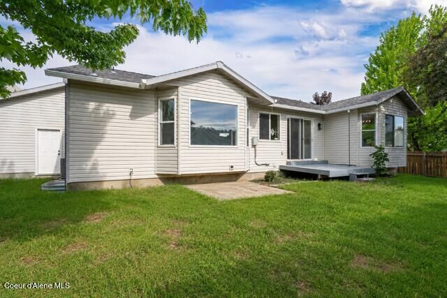 521 N Stephanie St after rehab